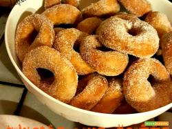 Ciambelline fritte, una tira l’altra!!!
