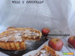 Crostata con crema chantilly mele e cannella