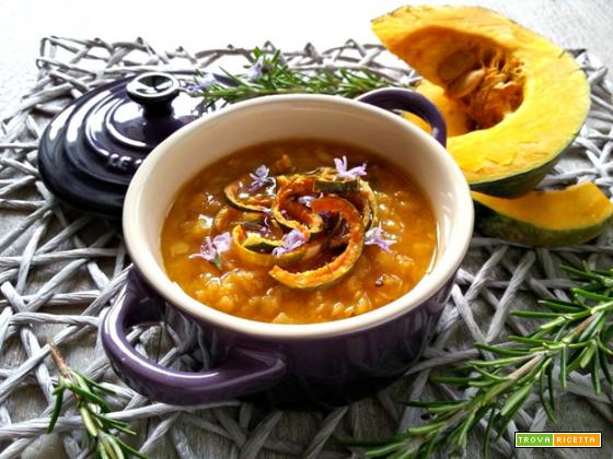 Zuppetta di zucca e lenticchie rosse – ricetta light veloce
