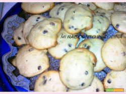 BISCOTTI MORBIDI ALLA BANANA E CIOCCOLATO