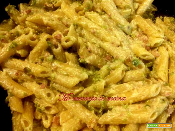 PENNE PANCETTA E PISELLI