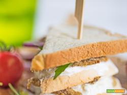 Sandwich alici e crescenza