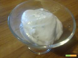 Mousse al cioccolato biancoMousse al cioccolato bianco