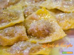 Tortelli di zucca e amaretti fatti in casa