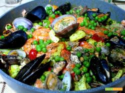 Paella di mare (dalla cucina tradizionale spagnola)