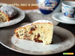 Torta aromatica all’uvetta e noci con semi di cumino