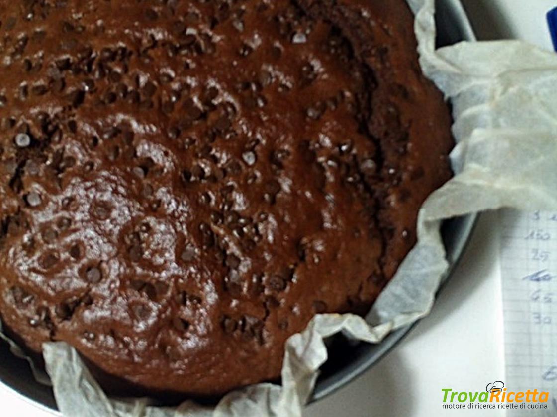 Torta Al Cacao Con Noci E Uvetta Sultanina Ricetta Trovaricetta Com