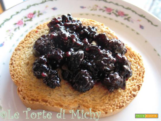 Confettura extra di more (organic blackberry jam)