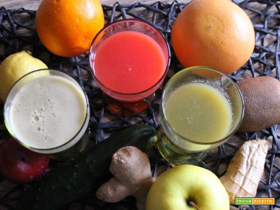 Estratti detox … succhi di frutta e verdura subito pronti con l’estrattore