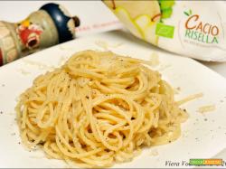 Spaghetti cacio(risella) e pepe