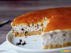 Cheesecake al Cioccolato e Albicocche Senza Cottura