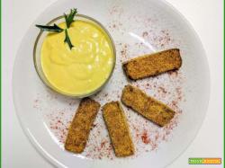 Fingers Tofu alla Paprika con Maionese Vegan alla Curcuma e Curry