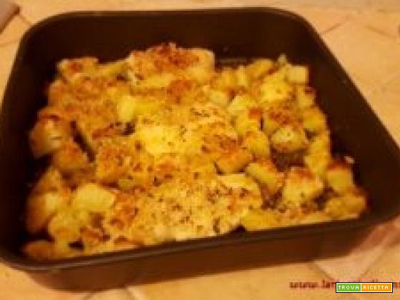 Merluzzo al forno con mollicata e patate