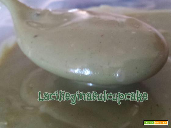 Crema pasticcera al pistacchio: crema per farcitura