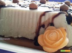 Mattonella alla vaniglia e amaretti: il dessert che non ti aspetti