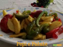 Peperoni e patate- ricetta contorno di verdure in padella