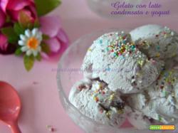 Gelato con latte condensato e yogurt