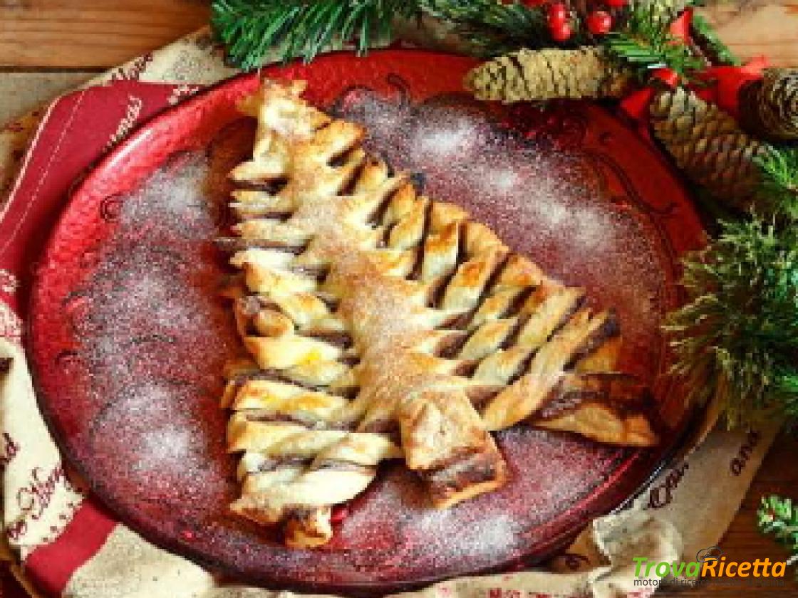 Albero Di Natale Pasta Sfoglia E Nutella.Albero Di Natale Di Pastasfoglia Alla Nutella Ricetta Trovaricetta Com