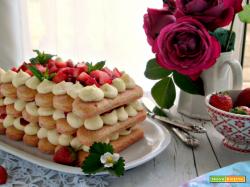 Tiramisù alle fragole, fresco, estivo e goloso!