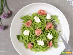 Tagliolini alla rucola con crudo e burrata