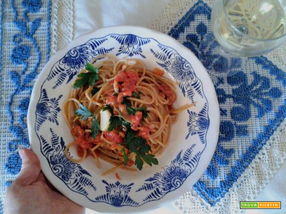 La ricetta degli spaghetti ai ricci di mare