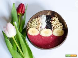Smoothie bowl ai lamponi 