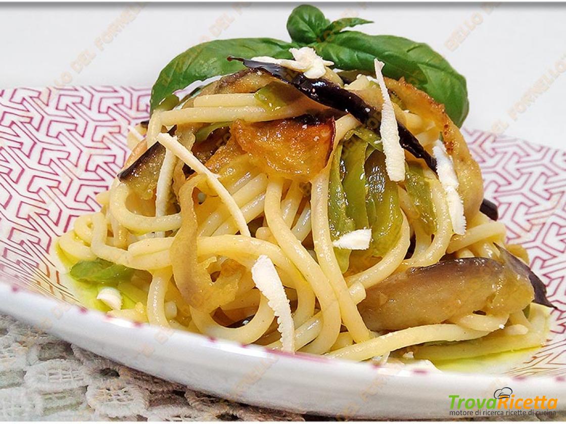 Pasta Con Melanzane E Friggitelli Ricetta Trovaricetta Com