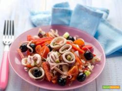 Freschezza e profumo del mare a tavola: insalata di calamari