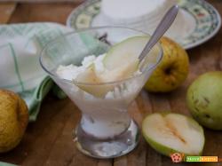 Mousse di ricotta con pere