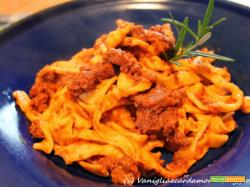 Tagliatelle al ragù di cinghiale