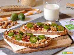 Fette integrali con Nergi e frutta secca