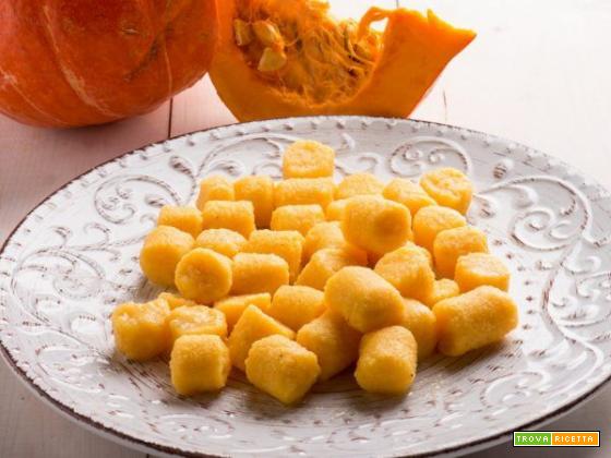 Voglia di pasta fatta in casa? Ecco gli gnocchi di zucca!