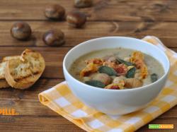 Crema di ceci e castagne alla salvia