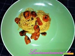 Spaghetti integrali con pomodorini al forno