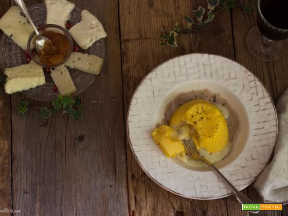 Tortino di Pignoletto d’oro con cuore di formaggio a latte crudo