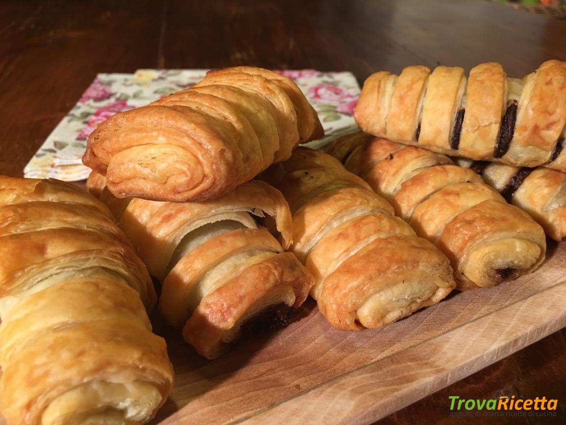 Cannoli Alla Crema Di Cioccolato Rapidissimi Per Principianti Ricetta Trovaricetta Com