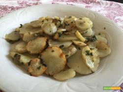 topinambur trifolati in padella con aglio e prezzemolo