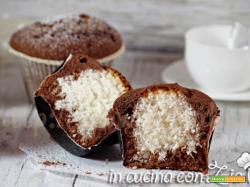 Muffins al cacao con cuore al cocco