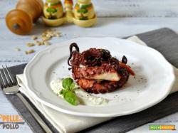 Polpo con salsa allo yogurt e basilico