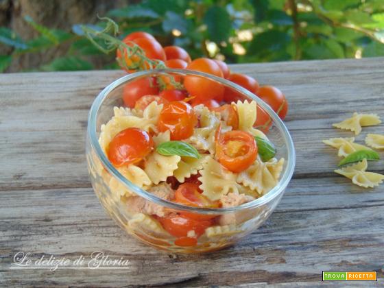 Farfalle con pomodorini e tonno