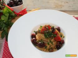 Spaghetti alla Puttanesca, un gustosissimo piatto della tradizione napoletana