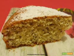 Torta veloce al limone e olio con semi di papavero