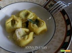 Tortellacci con ricotta e spinaci