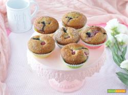 Muffin soffici allo yogurt e frutti di bosco