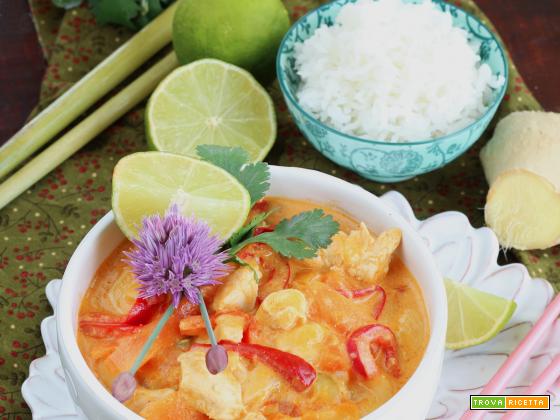 Pollo al Curry Rosso Thai (alla “come mi pare a me”)