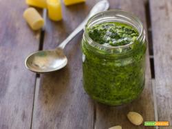 Pesto di rucola (ricetta facile e veloce)
