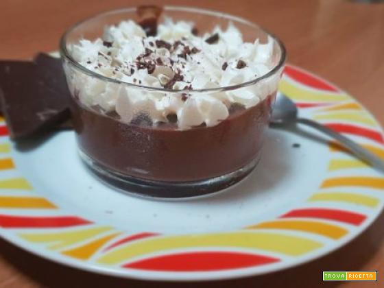 Crema dessert al cioccolato
