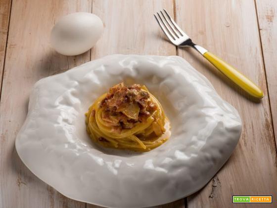 Spaghetti alla carbonara con uova di oca: per i buongustai!   