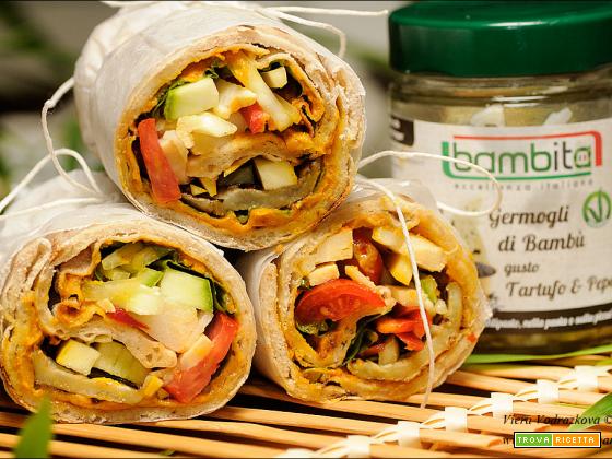 Wrap con Germogli di Bambù, hummus e verdure dell’orto