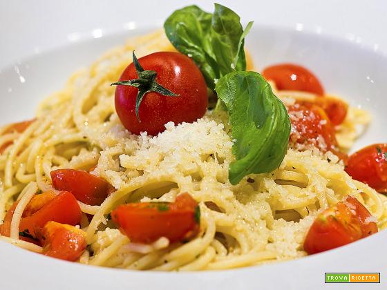 Spaghetti estivi : Ricetta veloce per pranzo